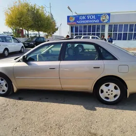 Toyota Avalon 2001