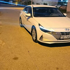 Hyundai Elantra 2021