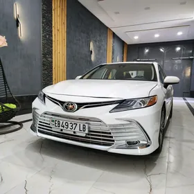 Toyota Camry 2020