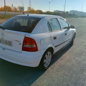 Opel Astra 2002