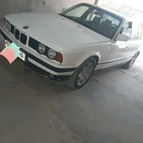 BMW 520 1990