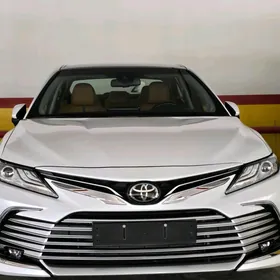 Toyota Camry 2022