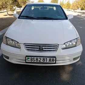 Toyota Camry 1998