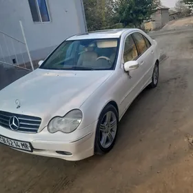 Mercedes-Benz 300E 2006