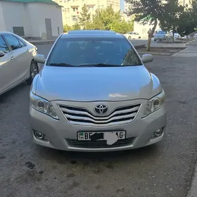 Toyota Camry 2010