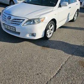 Toyota Camry 2010