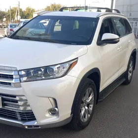 Toyota Highlander 2019