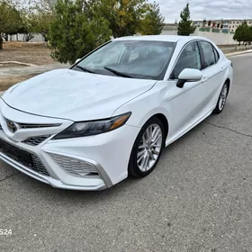 Toyota Camry 2022