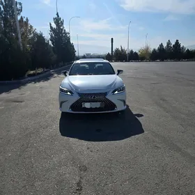 Lexus ES 350 2019