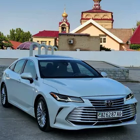 Toyota Avalon 2019