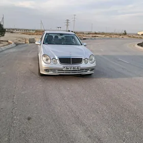 Mercedes-Benz C350 2005