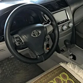 Toyota Camry 2011