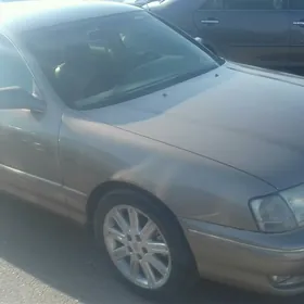 Toyota Avalon 1999