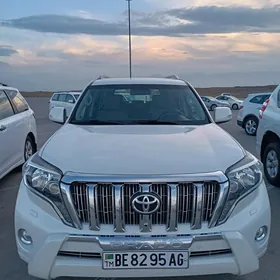 Toyota Land Cruiser Prado 2014