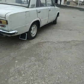 Lada 2104 1980