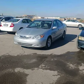 Toyota Camry 2004