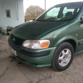 Opel Sintra 2001