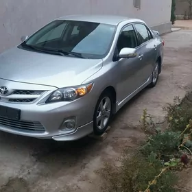 Toyota Corolla 2012