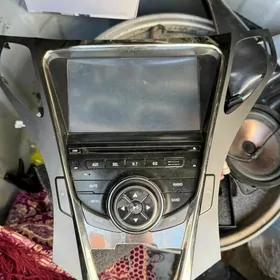 Hyundai Azera tv