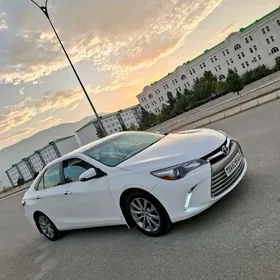 Toyota Camry 2015