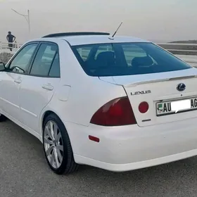 Lexus IS 2003