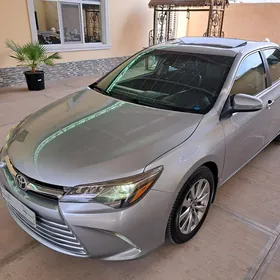 Toyota Camry 2015