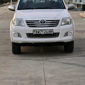 Toyota Hilux 2014