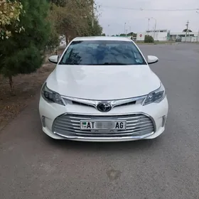 Toyota Avalon 2018