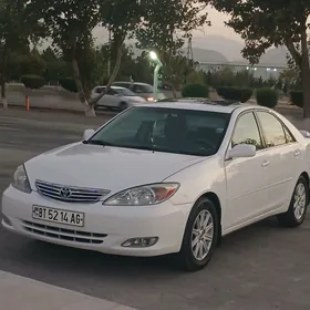 Toyota Camry 2004