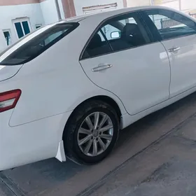 Toyota Camry 2011