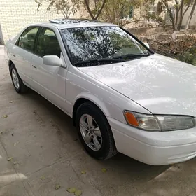 Toyota Camry 1999