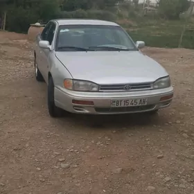 Toyota Camry 1993