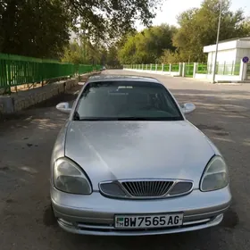 Daewoo Nubira 1999