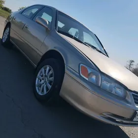 Toyota Camry 2000