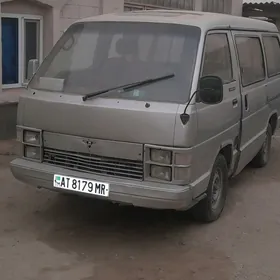 Toyota Hiace 1987