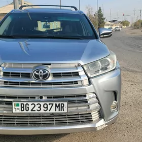 Toyota Highlander 2017