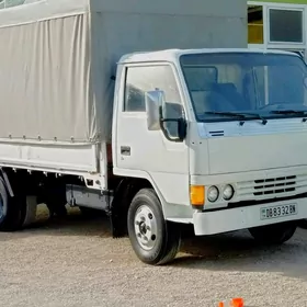 Mitsubishi Canter 1990