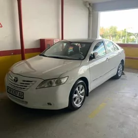 Toyota Camry 2008