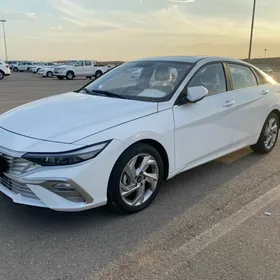 Hyundai Elantra 2024