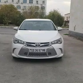 Toyota Camry 2016