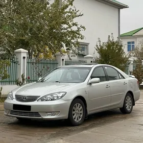 Toyota Camry 2005