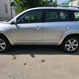 Toyota RAV4 2010