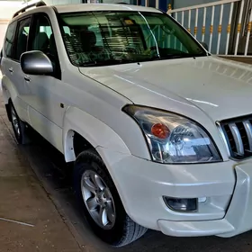 Toyota Land Cruiser Prado 2005