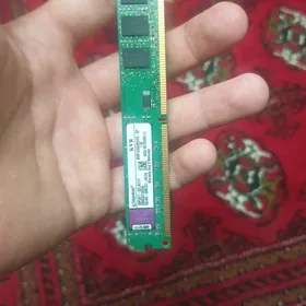 KINGSTON DDR3 2GB