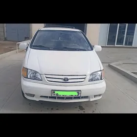 Toyota Sienna 2002