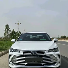 Toyota Avalon 2019