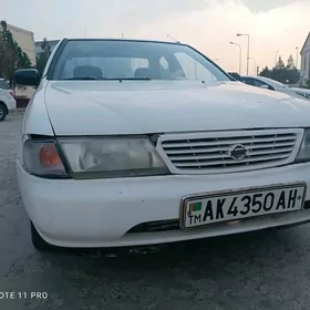 Nissan Sunny 1995