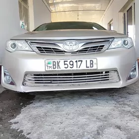 Toyota Camry 2013