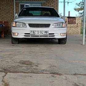 Toyota Camry 2000