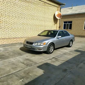 Toyota Camry 2000